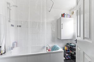 Photo 23- click for photo gallery